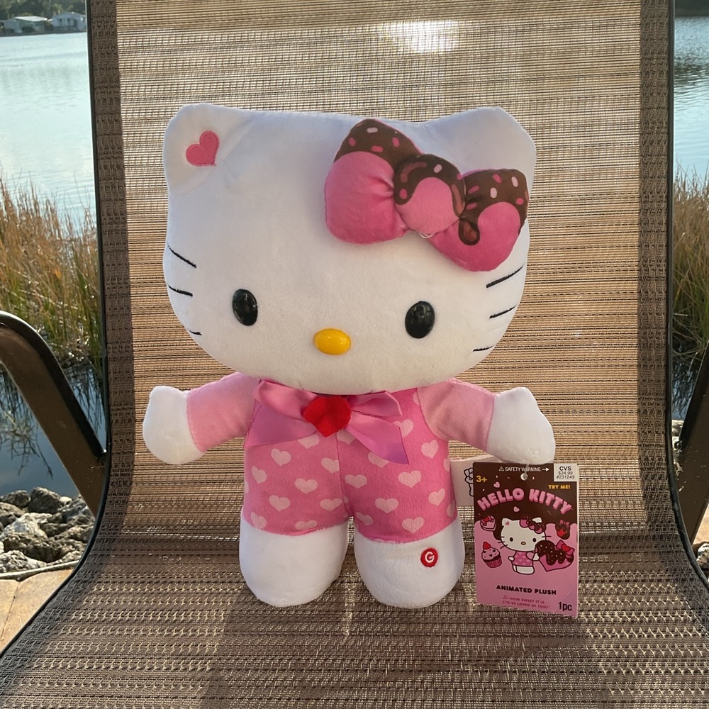 Hello Kitty Pink and White Hearts Animated Side Shuffle Plush 2024 New Valentine